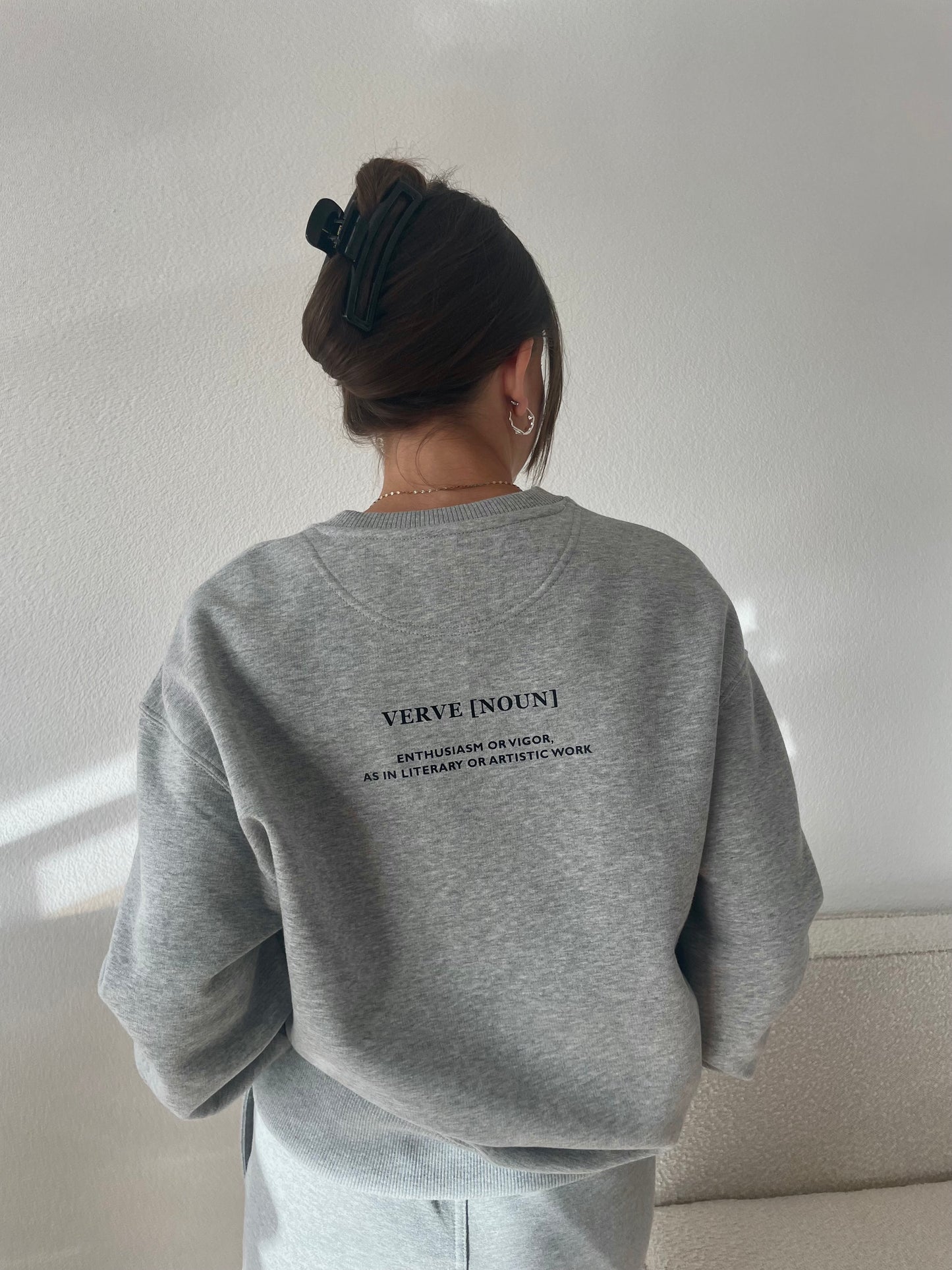 Sweatshirt - Heather Grey